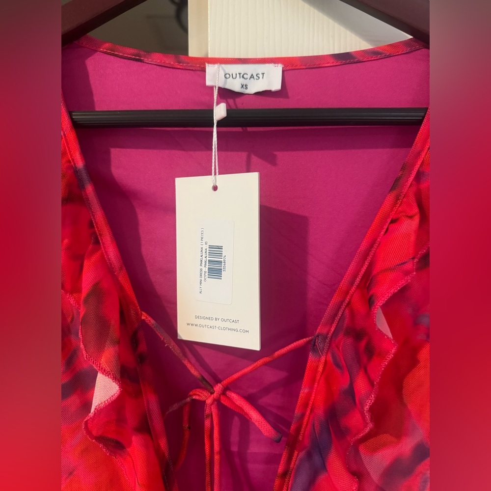 Outcast Ally mini dress in pink La Luna - Picture 8 of 8